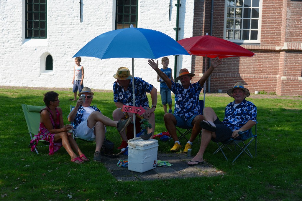 ../Images/Zomercarnaval Noordwijkerhout 191.jpg